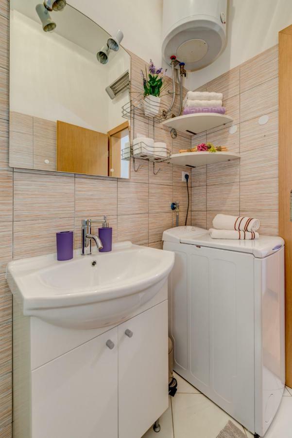Apartment Roko Split Bagian luar foto
