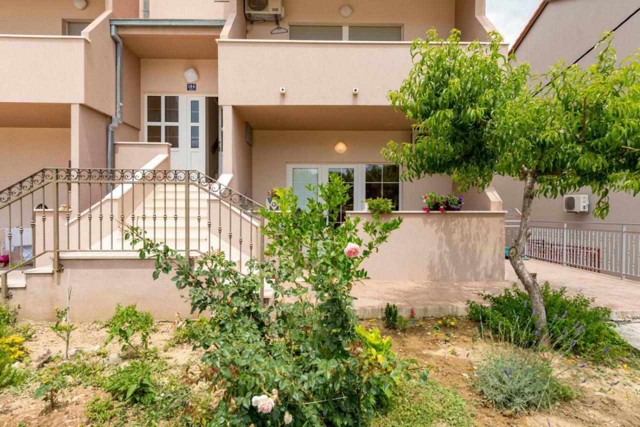 Apartment Roko Split Bagian luar foto