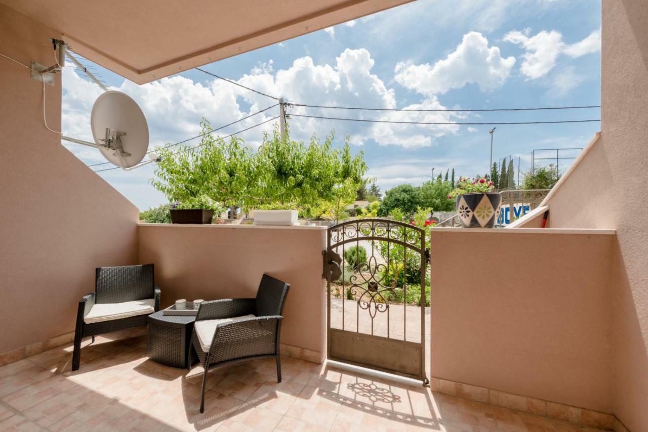 Apartment Roko Split Bagian luar foto
