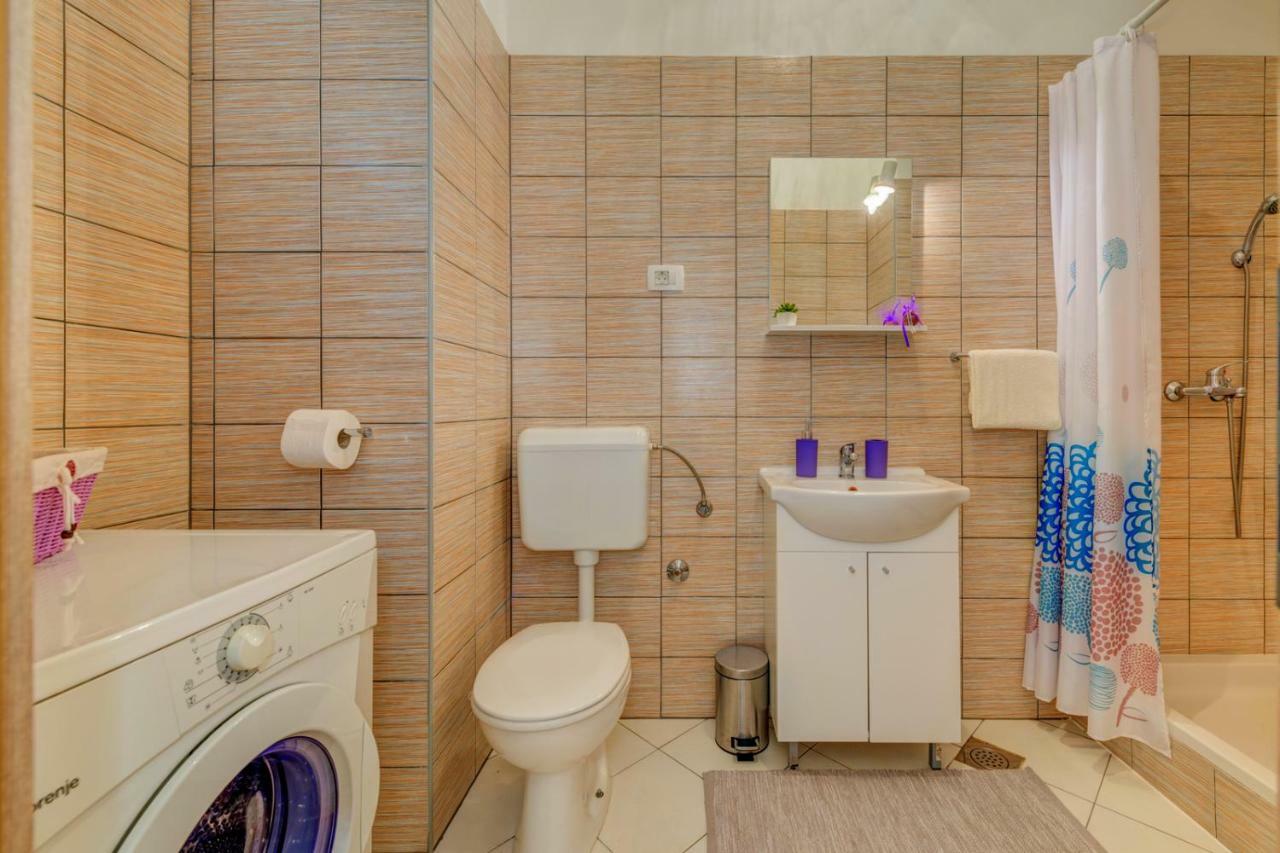 Apartment Roko Split Bagian luar foto