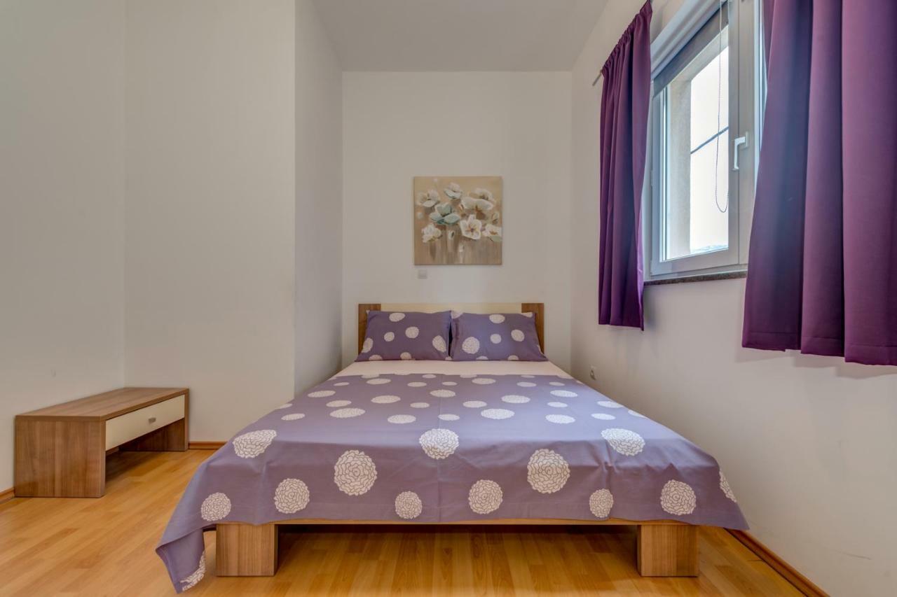 Apartment Roko Split Bagian luar foto
