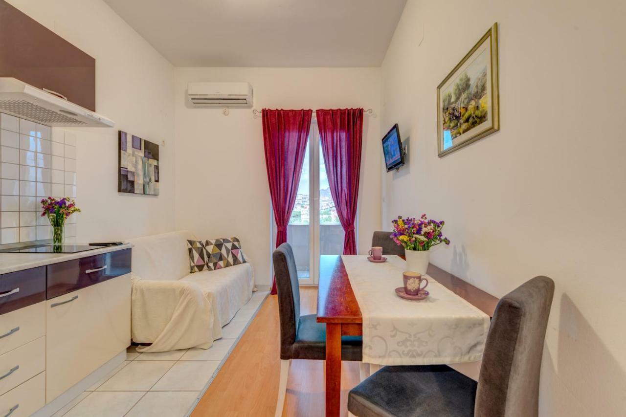 Apartment Roko Split Bagian luar foto