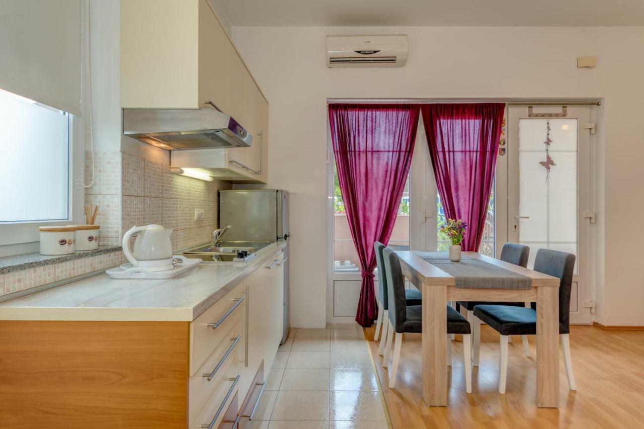 Apartment Roko Split Bagian luar foto