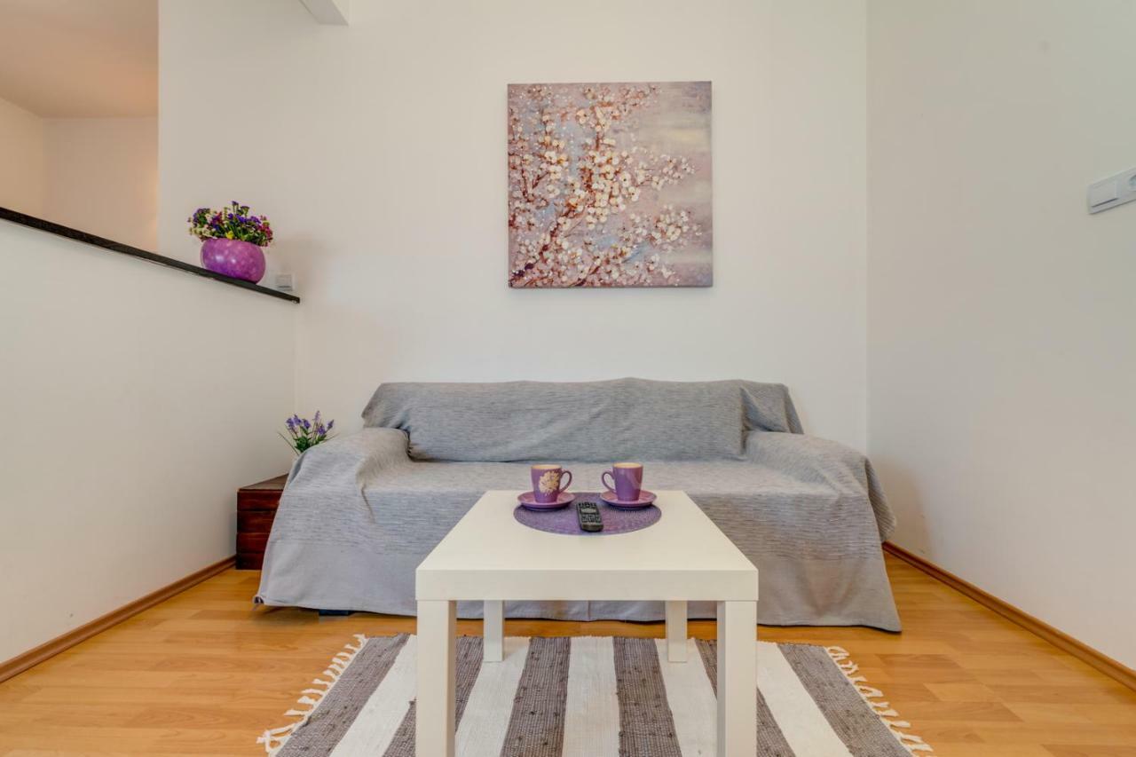 Apartment Roko Split Bagian luar foto