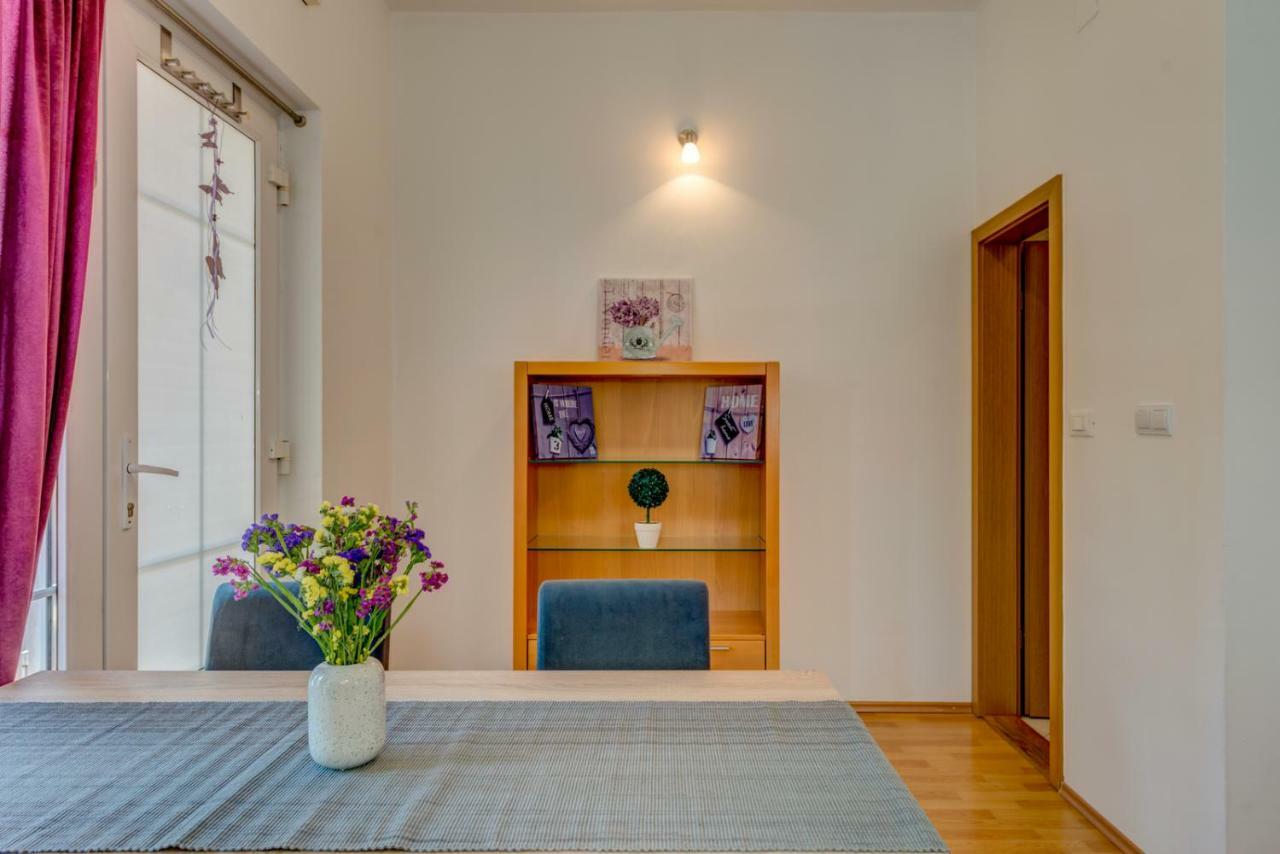 Apartment Roko Split Bagian luar foto